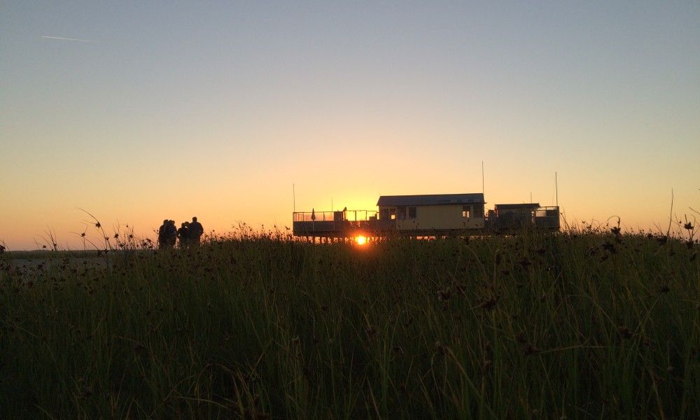 Prachtige zonsondergang bij Klaver Vier vakantiehuis, Schiermonnikoog, Waddeneilanden.