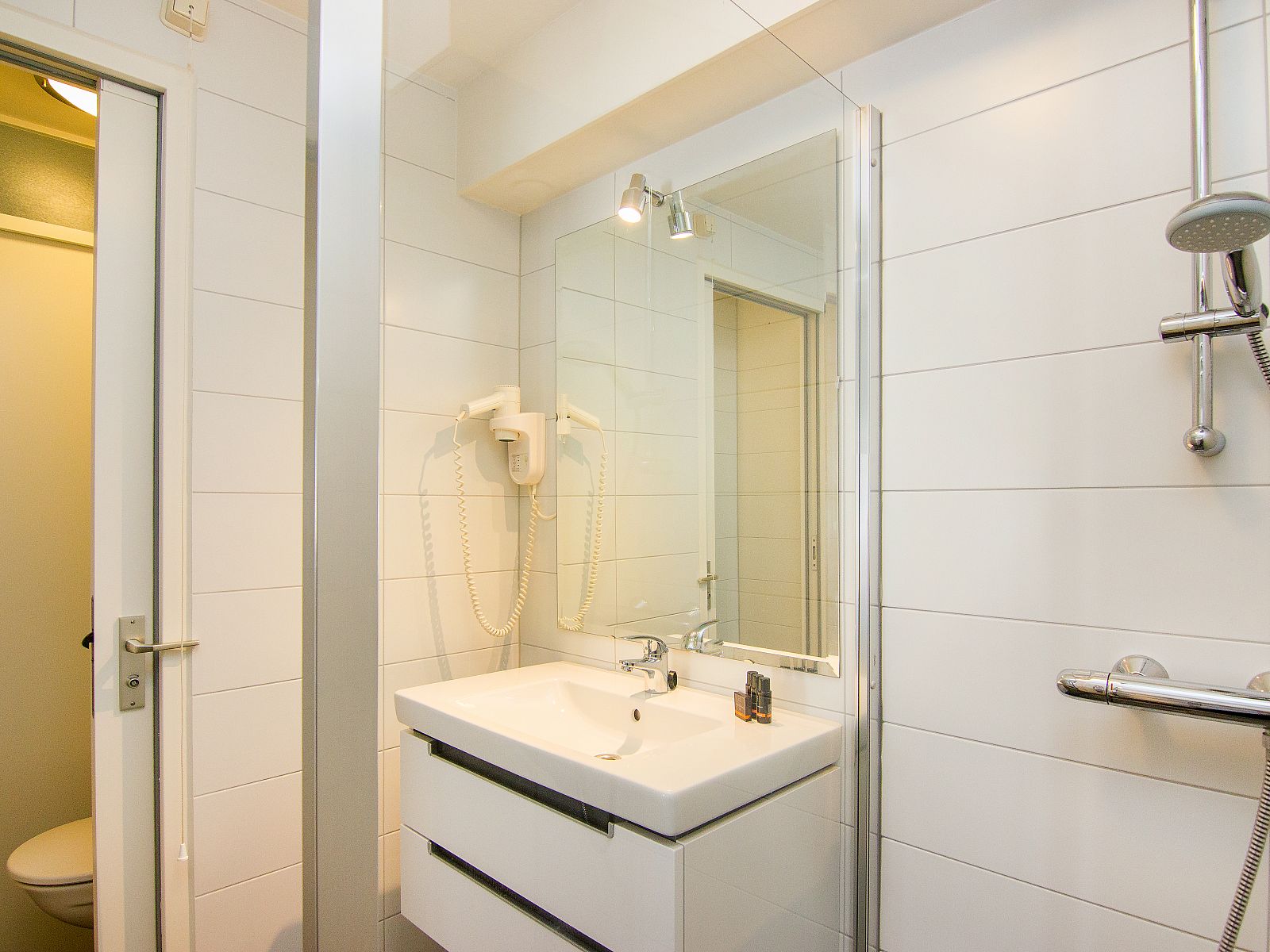 Verblijf 050170 - Bungalow Schiermonnikoog - Vitamaris | 2-4-persoons appartement | 2-4B1