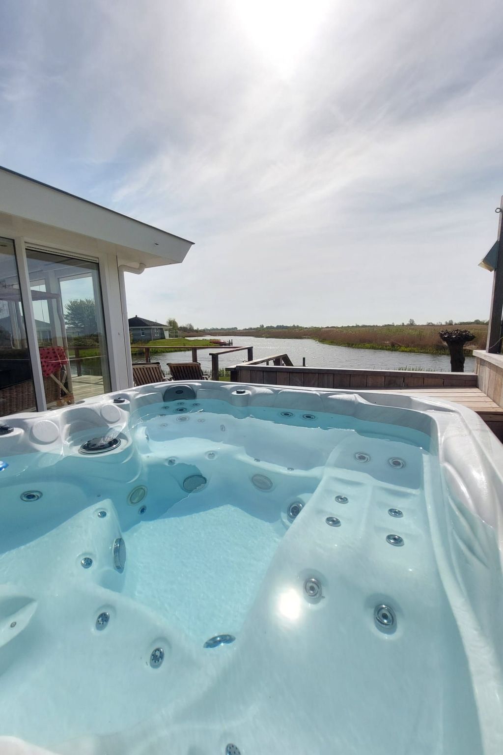 Verblijf 0601136 - Vakantiewoning IJsselmeer - Vakantiehuis mit Außen-Sauna und Außen-Whirlpool