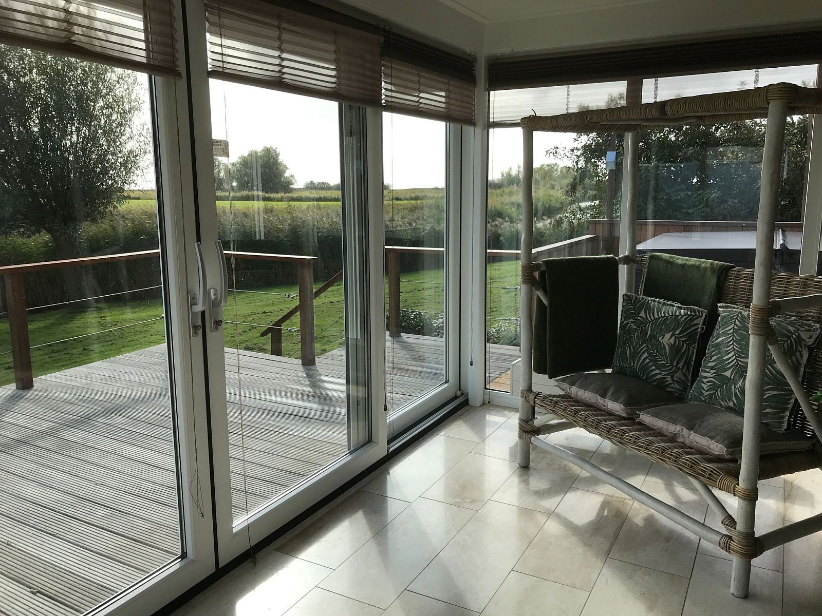 Verblijf 0601136 - Vakantiewoning IJsselmeer - Vakantiehuis mit Außen-Sauna und Außen-Whirlpool