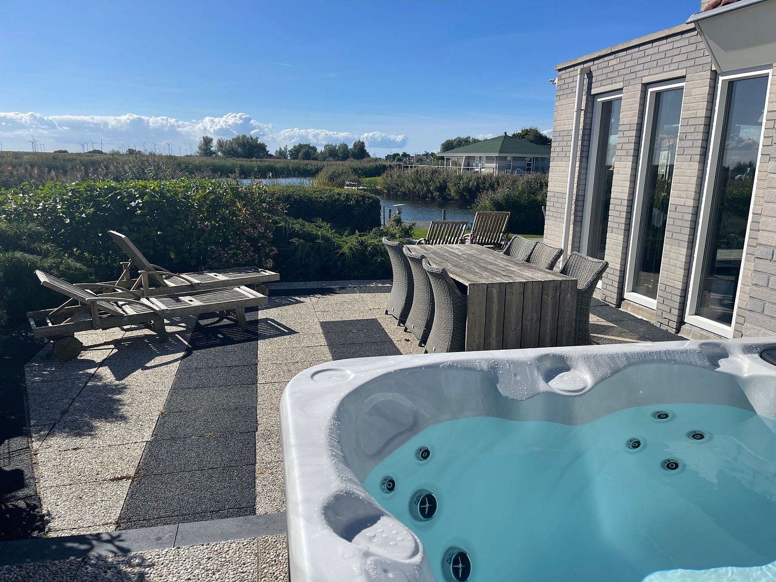 Verblijf 0601146 - Vakantiewoning IJsselmeer - Vakantiehuis Modernes Ferienhaus mit Sauna und Whirlpool