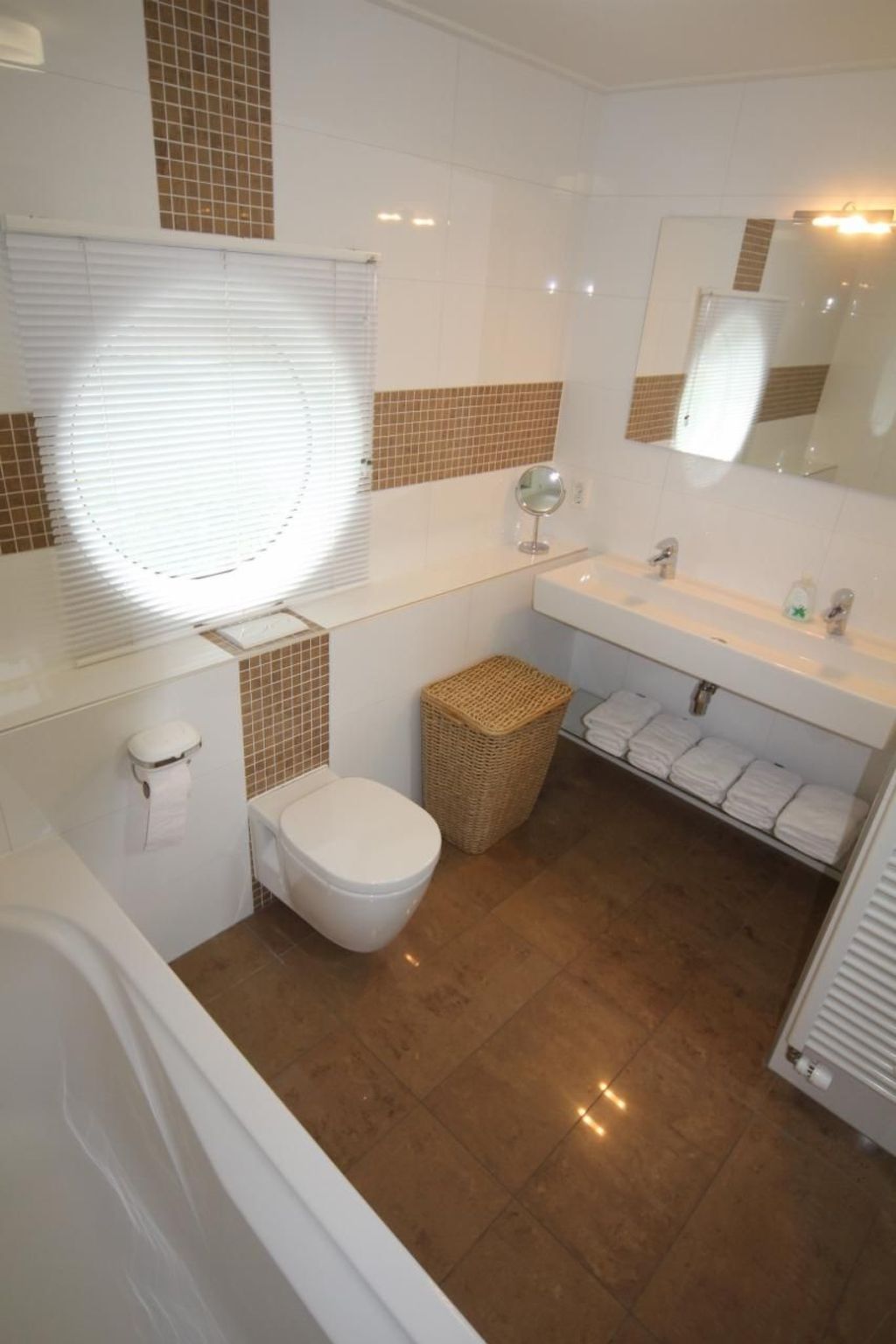 Verblijf 0601146 - Vakantiewoning IJsselmeer - Vakantiehuis Modernes Ferienhaus mit Sauna und Whirlpool