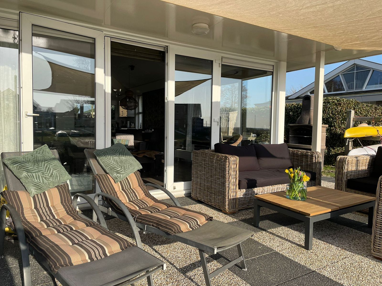 Guest house 0601148 - Holiday property IJsselmeer - Vakantiehuis Starvilla in Makkum mit Sauna und schöner Auss