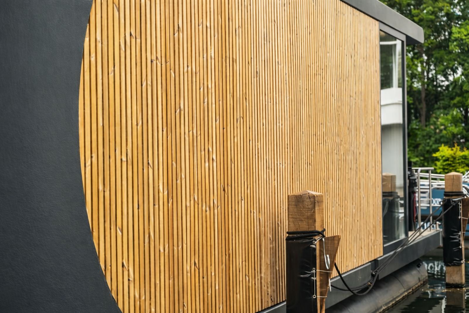 Unterkunft 060717 - Ferienhaus IJsselmeer - Houseboats Lemmer | Luxe overnachten op het water in