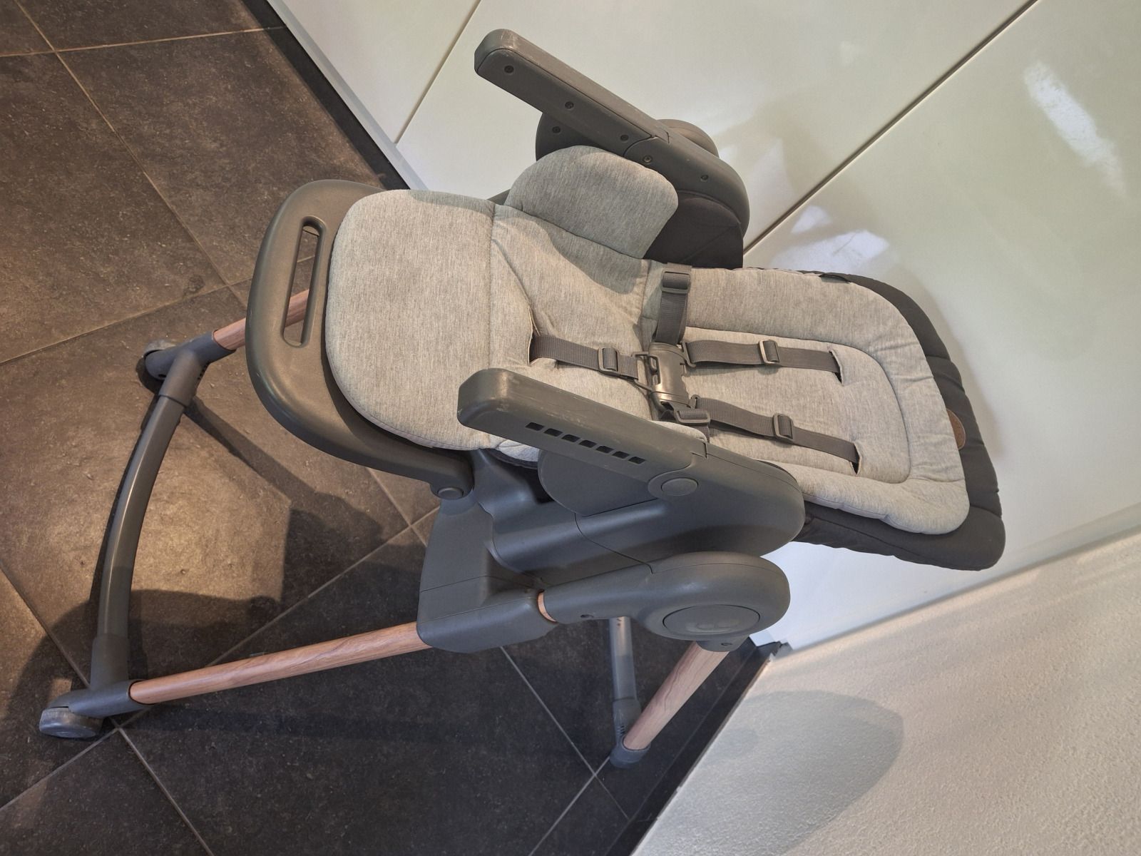 Stilvolles Badezimmer im Ferienhaus FR452, Lemmer, mit modernen Annehmlichkeiten am IJsselmeer.