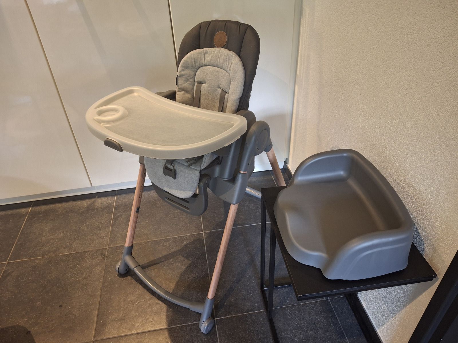 Gemuetliches Schlafzimmer im Ferienhaus FR452 in Lemmer, ideal fuer Ruhe und Erholung am IJsselmeer.