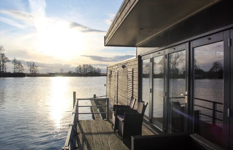 Guest house 070411 - Holiday property Heegermeer - Vakantiehuis in Oudega