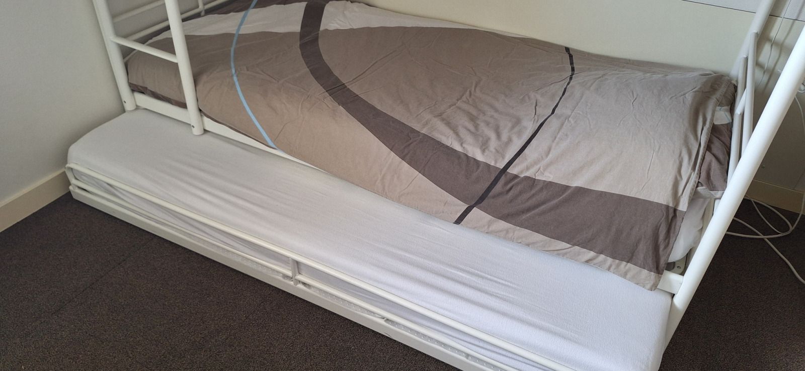 View from terrace of vacation home FR518 in Koudum, with boats and nature.