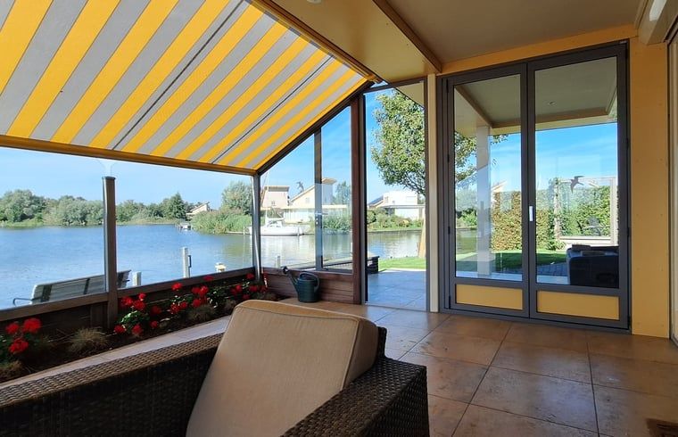 Guest house 080106 - Holiday property Fluessen - Vakantiehuisje in Koudum