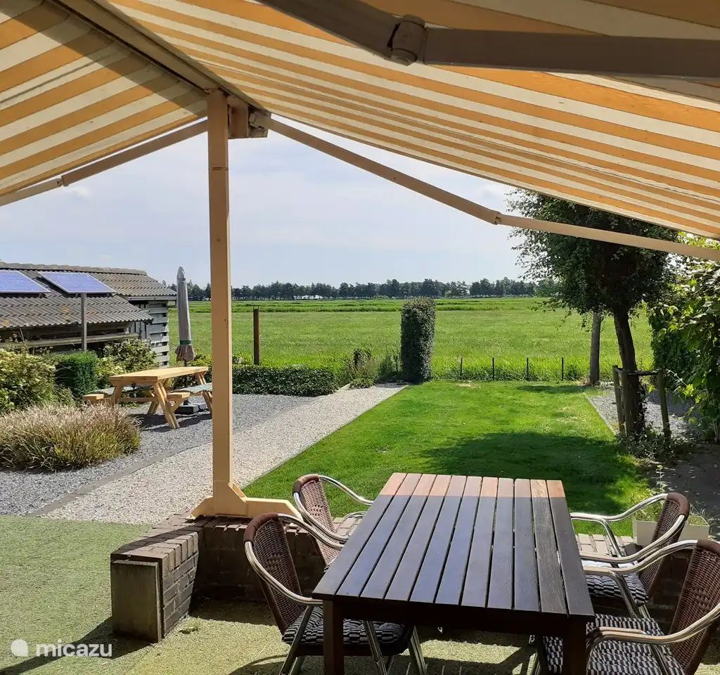 Guest house 100523 - Holiday property  - Vakantiehuisjefriesland