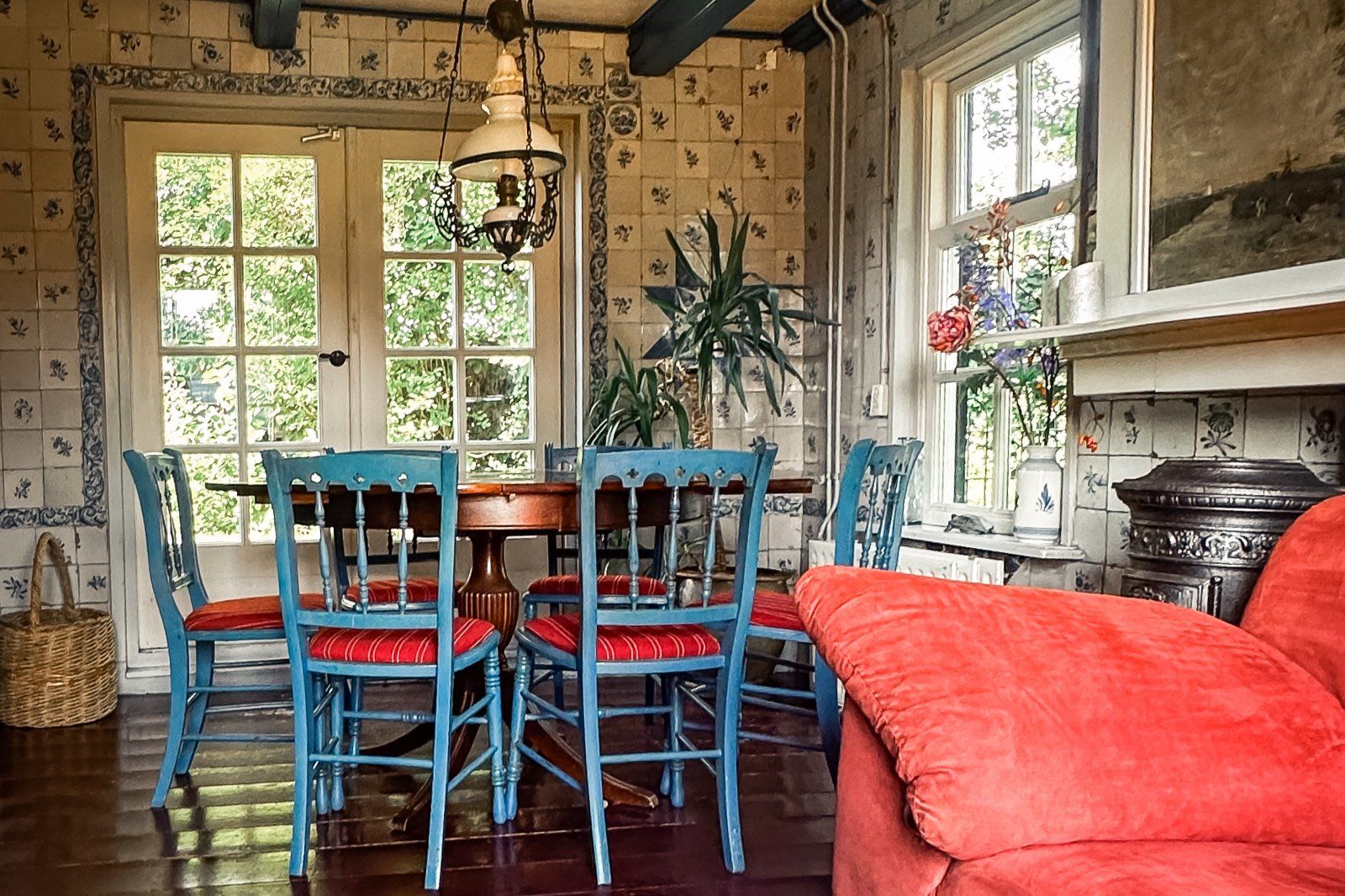 Esszimmer mit Glastisch im Ferienhaus FR421, Terherne, Friesische Seen.