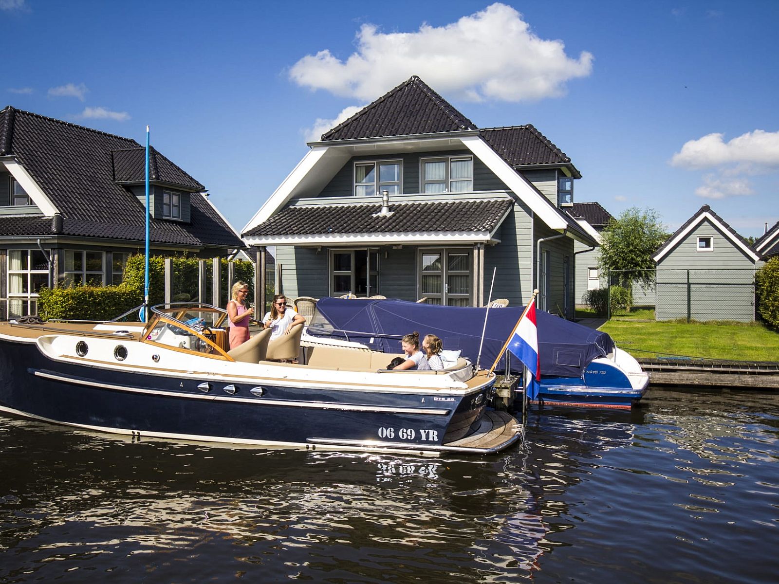 Guest house 120724 - Holiday property Sneekermeer - Villa de Goudplevier - 8 persoons villa