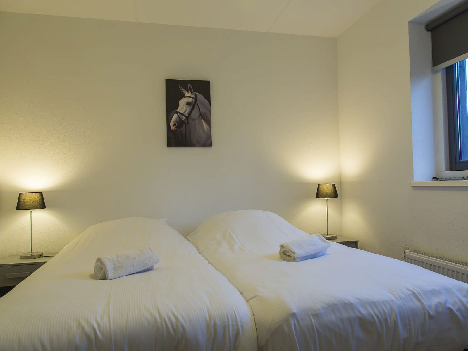 Verblijf 120751 - Vakantiewoning Sneekermeer - 8p. Luxe waterwoning de Zomertaling met sauna