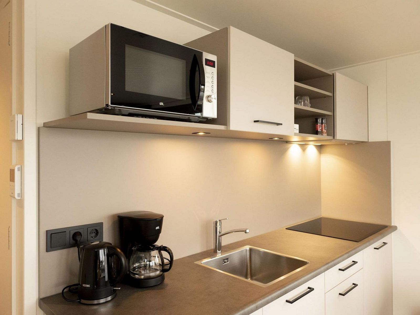 Guest house 120753 - Holiday property Sneekermeer - Vakantiehuis Boatique Sneek
