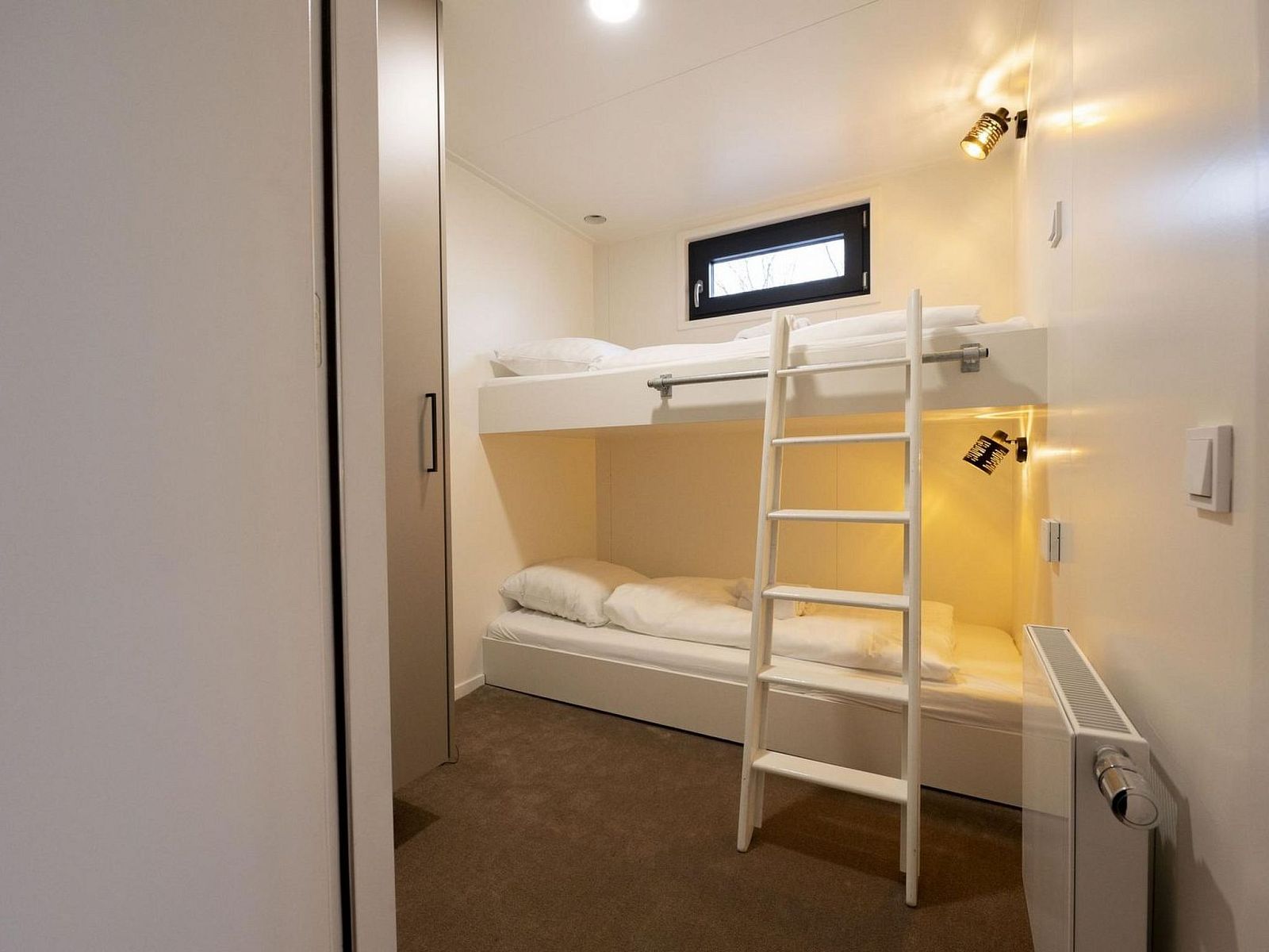 Guest house 120753 - Holiday property Sneekermeer - Vakantiehuis Boatique Sneek