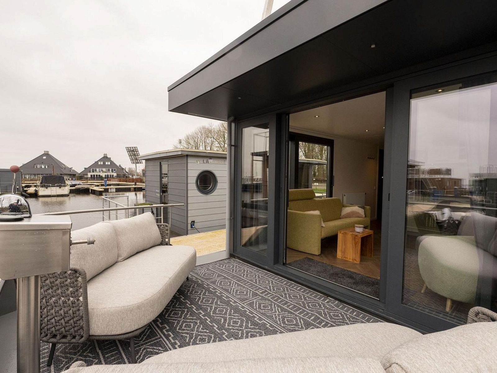 Guest house 120753 - Holiday property Sneekermeer - Vakantiehuis Boatique Sneek