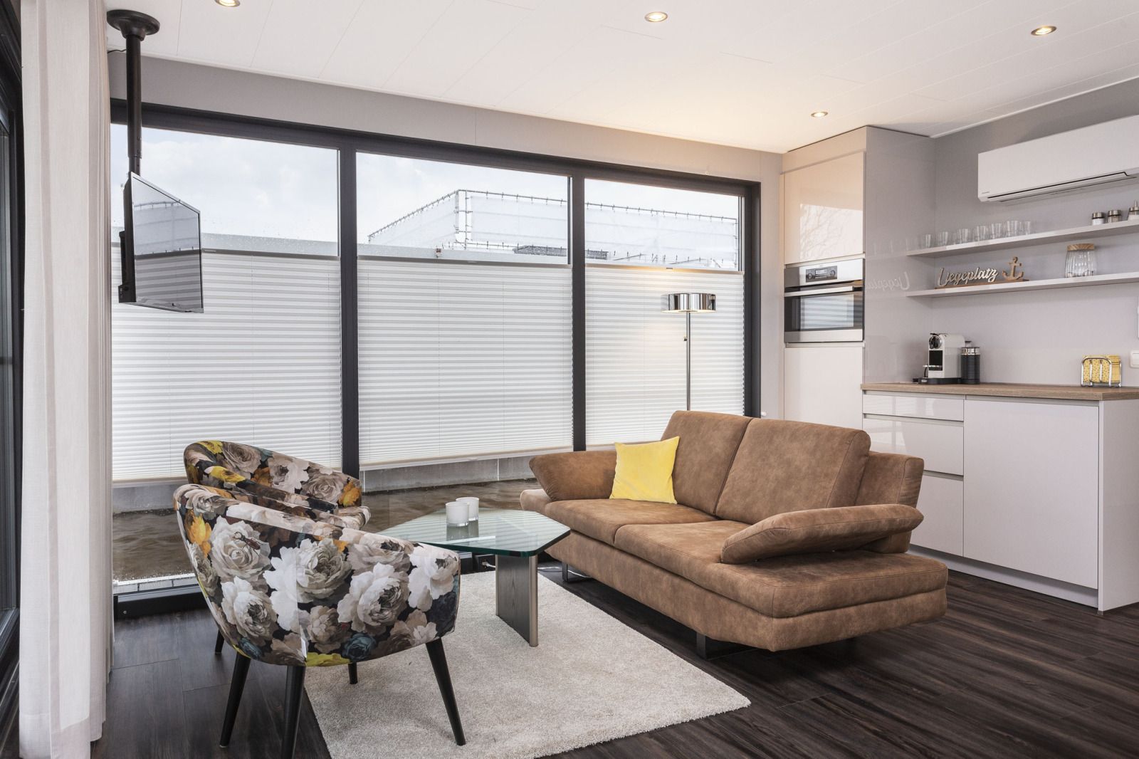 Guest house 120773 - Holiday property Sneekermeer - Houseboat + dakterras Offingawier