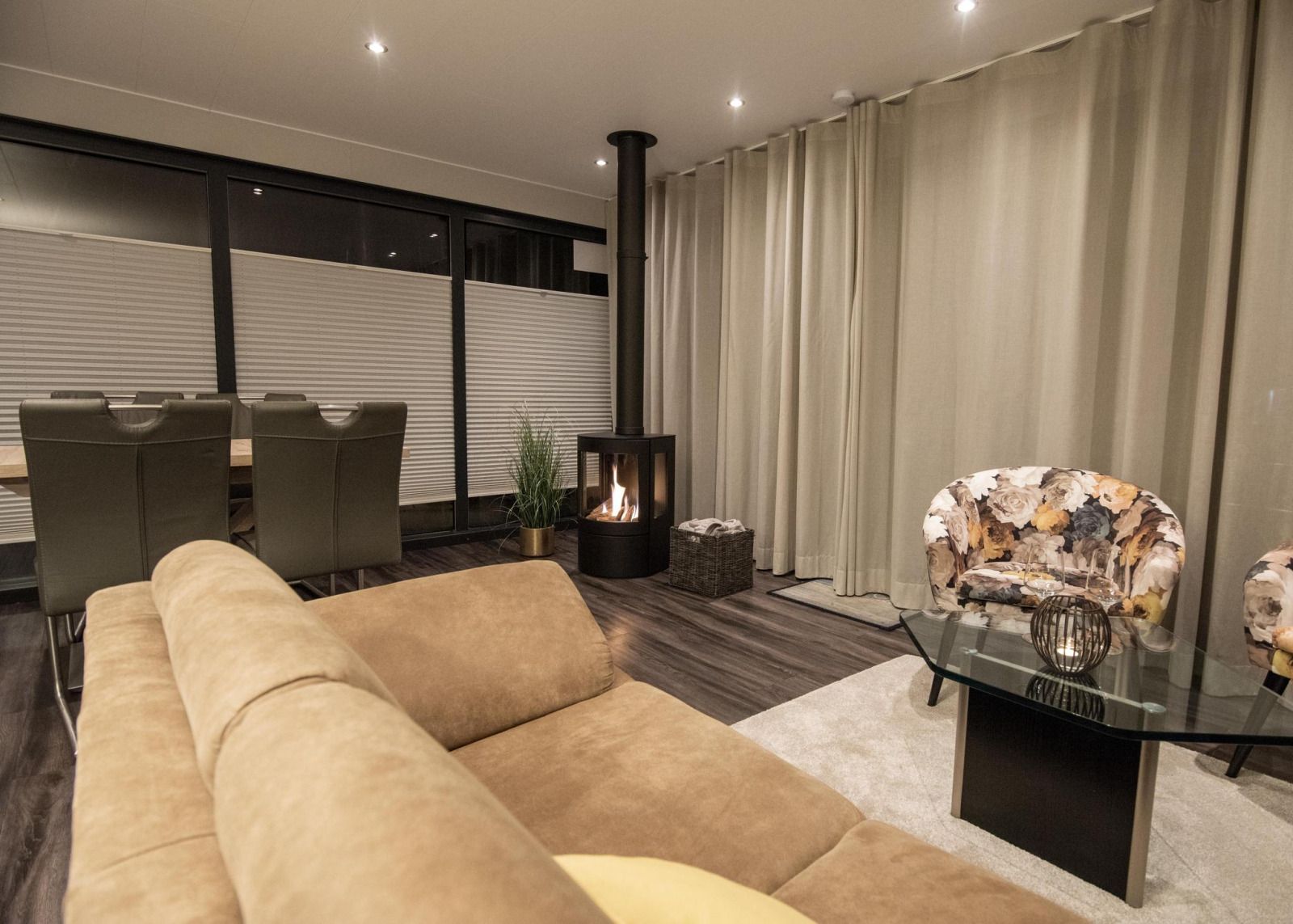 Guest house 120773 - Holiday property Sneekermeer - Houseboat + dakterras Offingawier