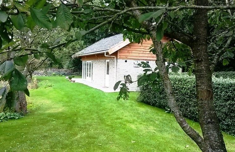 Guest house 130105 - Holiday property Bergumermeer - Vakantiehuis in Burgum