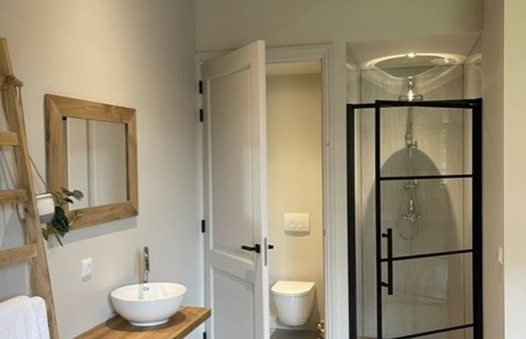 Guest house 130307 - Holiday property Bergumermeer - Huisje in Sumar