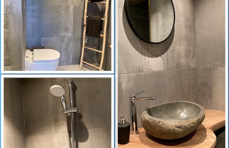 Moderne badkamer in Vakantiehuis in Sumar, Bergumermeer, met stijlvolle grijze tegels.