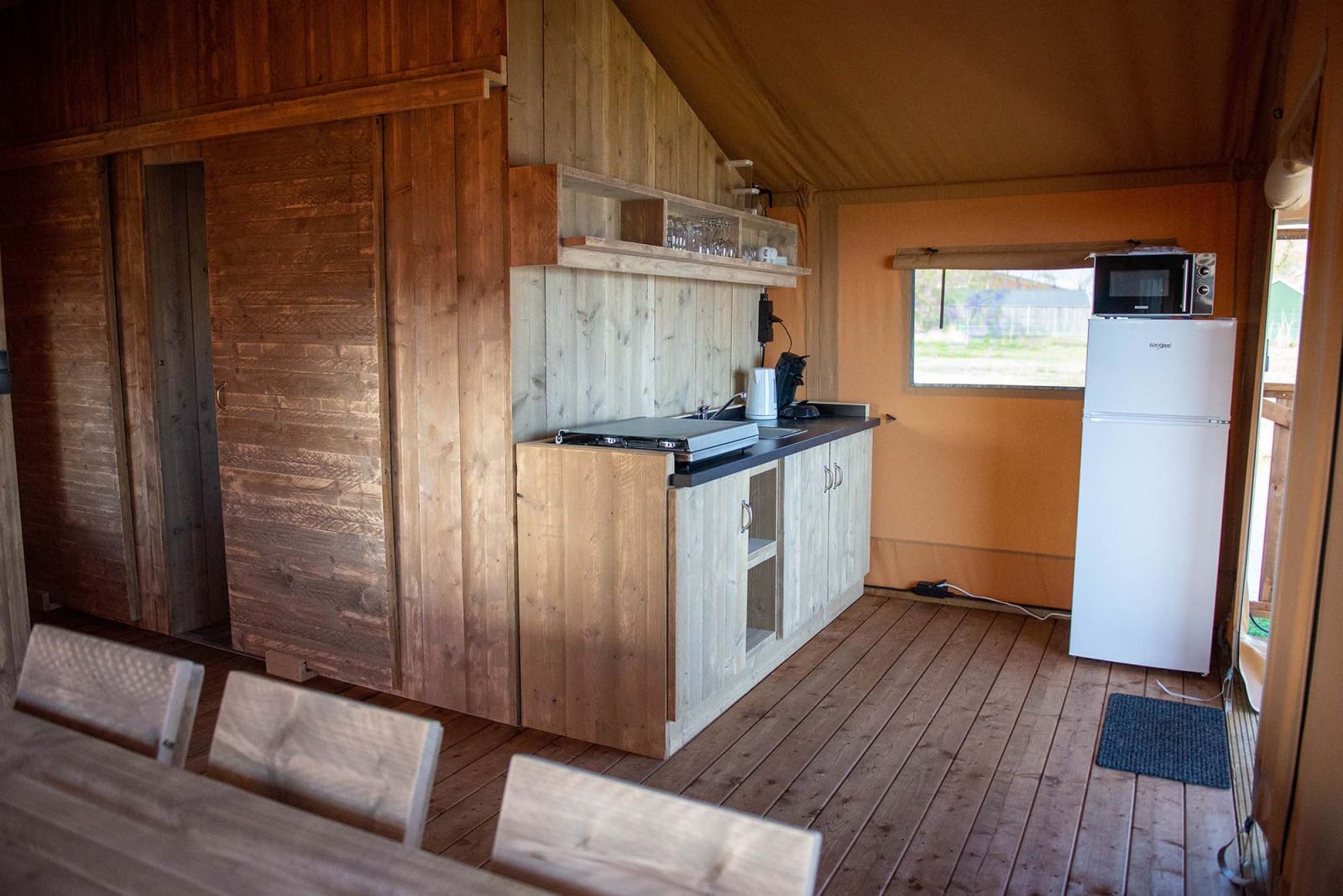 Guest house 130316 - Tent house Bergumermeer - Safaritent