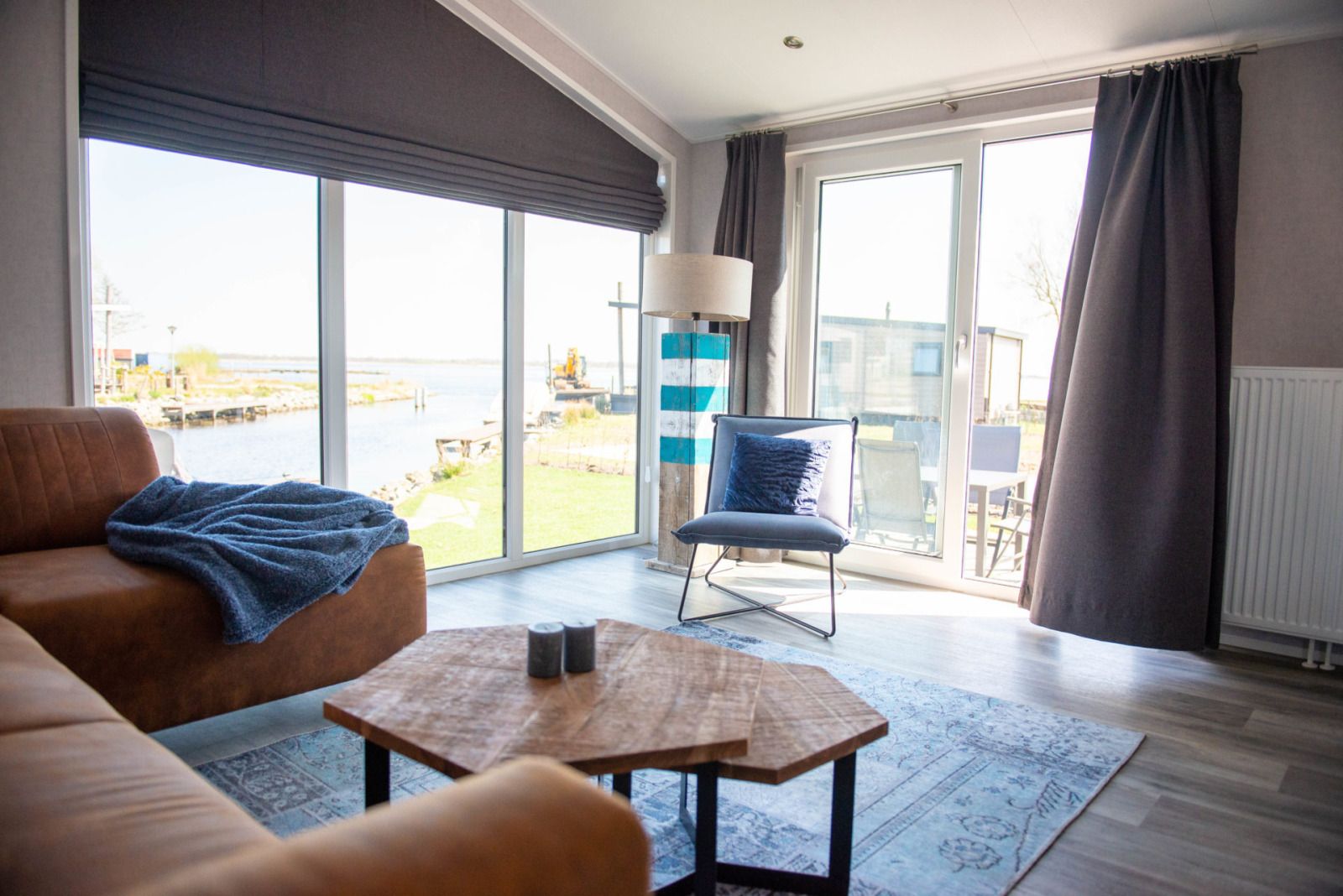 Verblijf 130318 - Vakantiewoning Bergumermeer - Waterlodge type 2