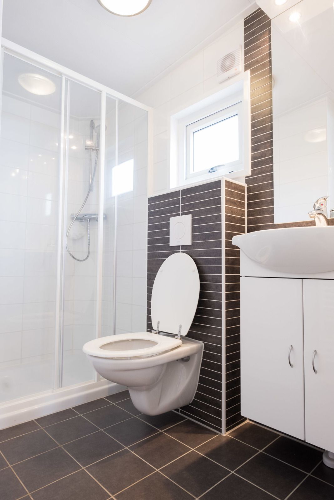 Verblijf 130326 - Vakantiewoning Bergumermeer - Waterlodge type 1