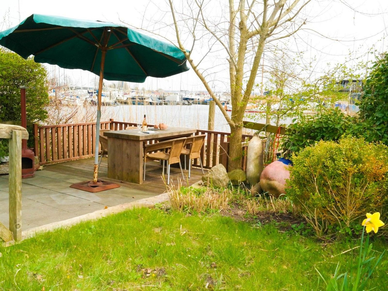 Verblijf 1605173 - Vakantiewoning Lauwersmeer - Vakantiehuis in Anjum mit Sauna, Garten und Terrasse