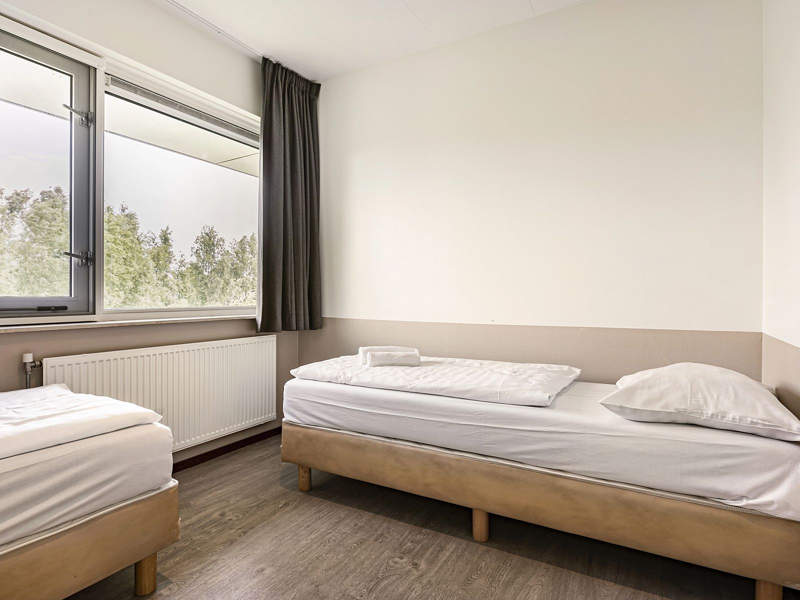 Guest house 1605196 - Bungalow Lauwersmeer - Esonstad | 4-persoons woning - Waterwoning | 4L2