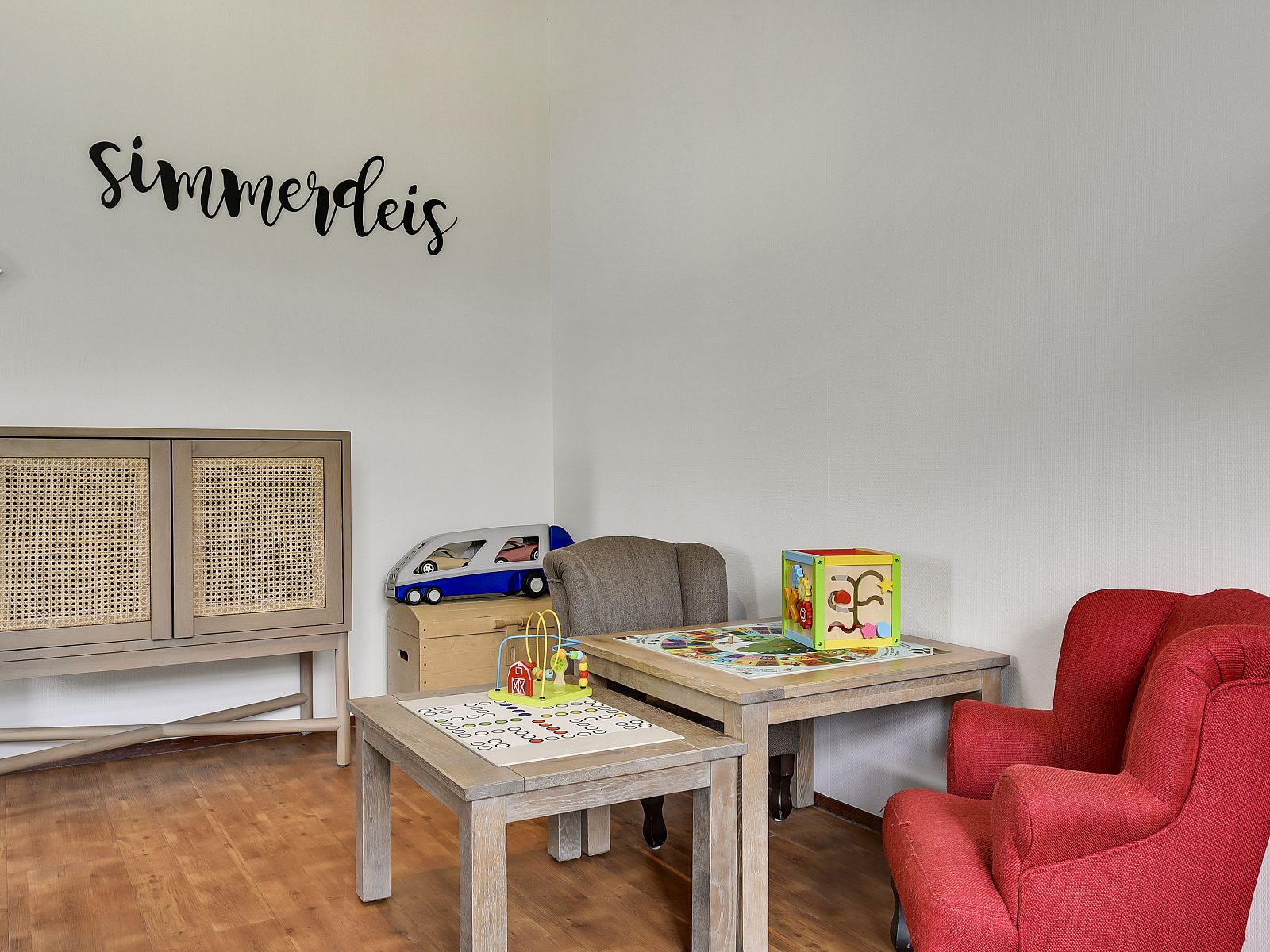 Verblijf 1605203 - Bungalow Lauwersmeer - Esonstad | 8-persoons kinderwoning | 8CK2
