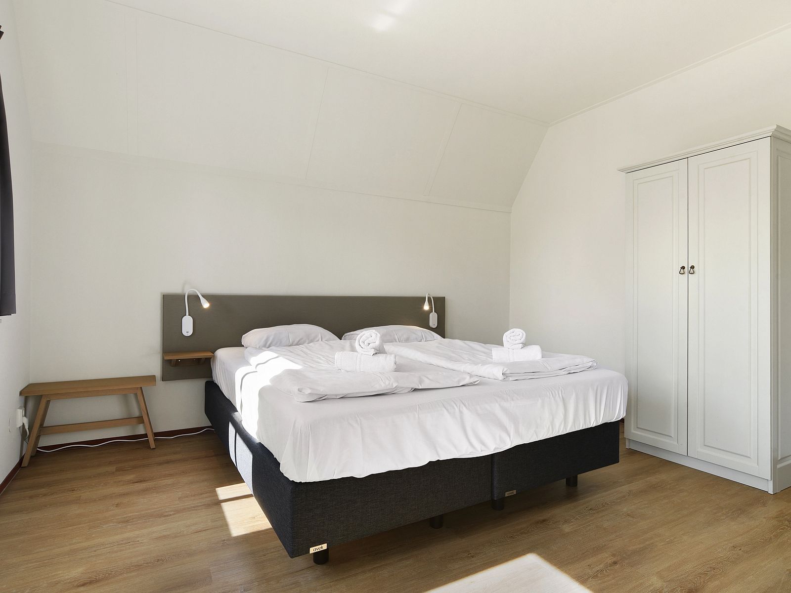 Verblijf 1605214 - Bungalow Lauwersmeer - Esonstad | 10-persoons woning | 10F1