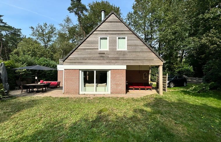 Vakantiehuis in Spier, een charmante vakantiewoning in Midden Drenthe omgeven door groene natuur.