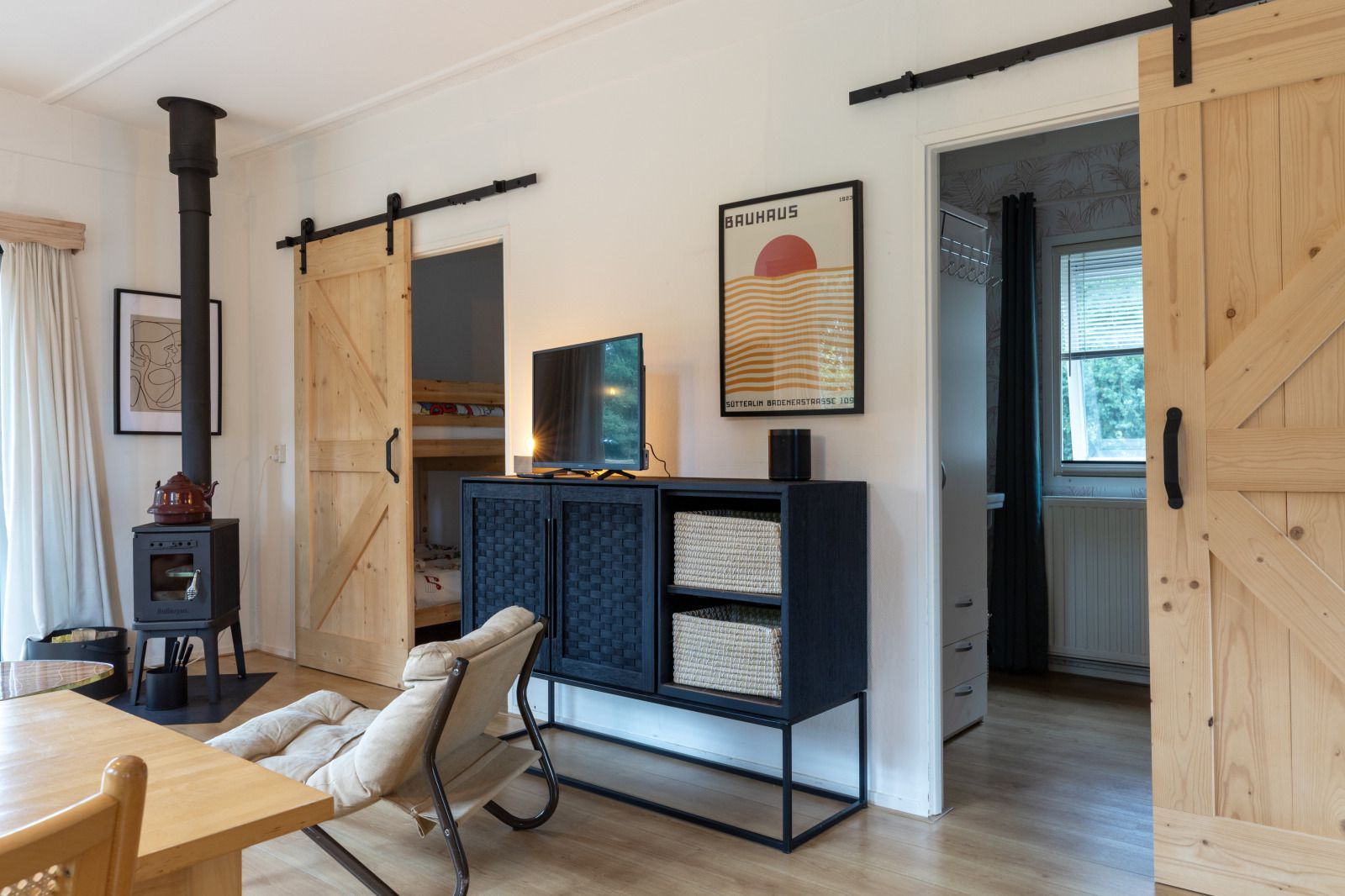 Extra Waschbecken im Schlafzimmer des Ferienhauses DG1812 in Spier, praktisch fuer Gaeste.