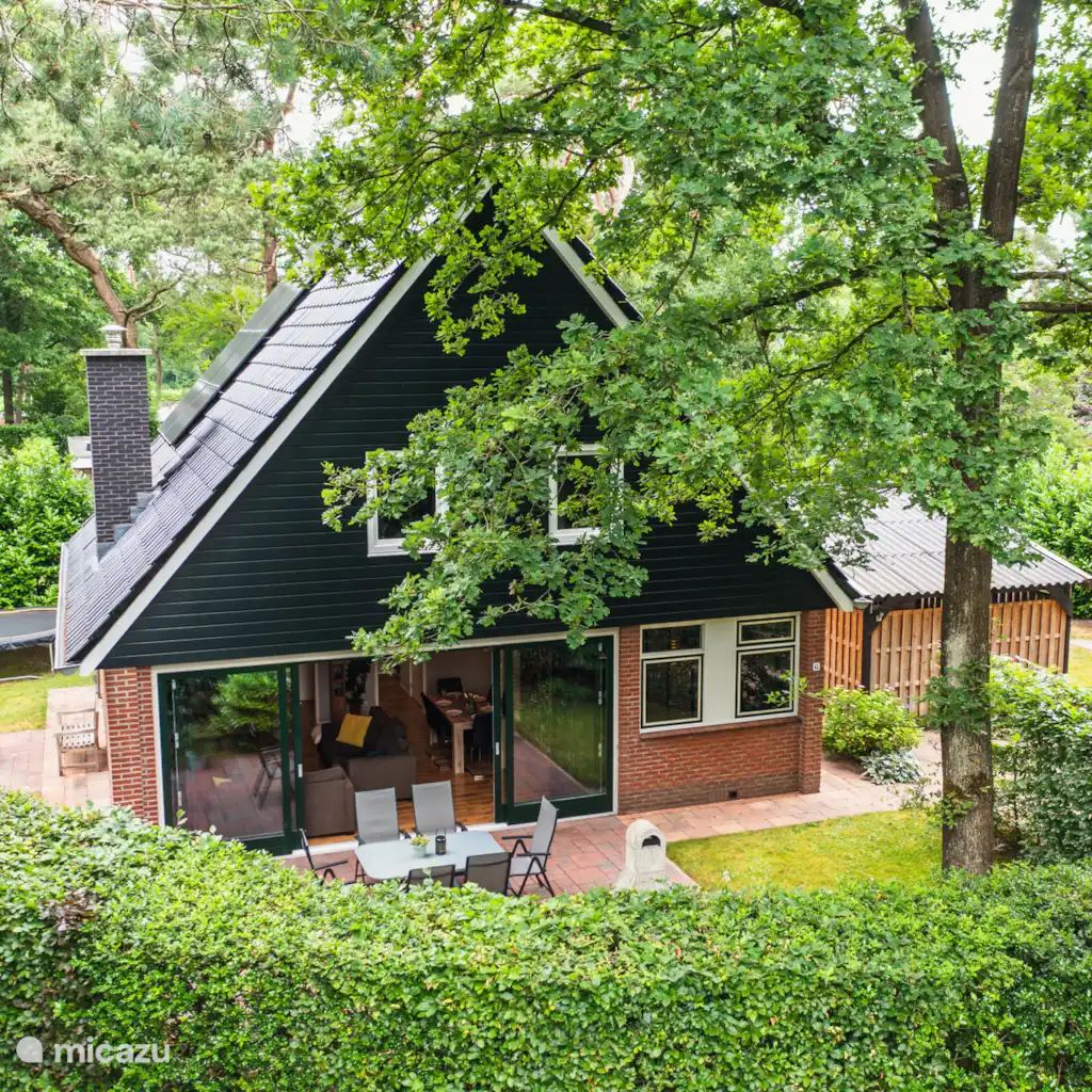 Verblijf 170133 - Vakantiewoning Midden Drenthe - Luxe boshuis in hartje Drenthe