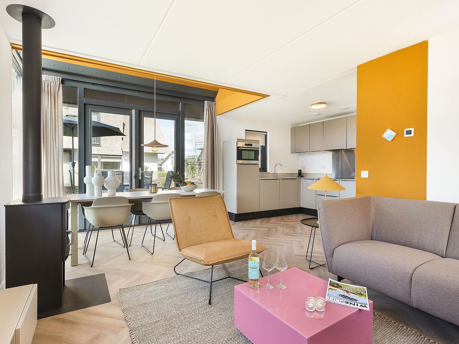 Guest house 172529 - Bungalow Midden Drenthe - 6-persoons woning | 6L