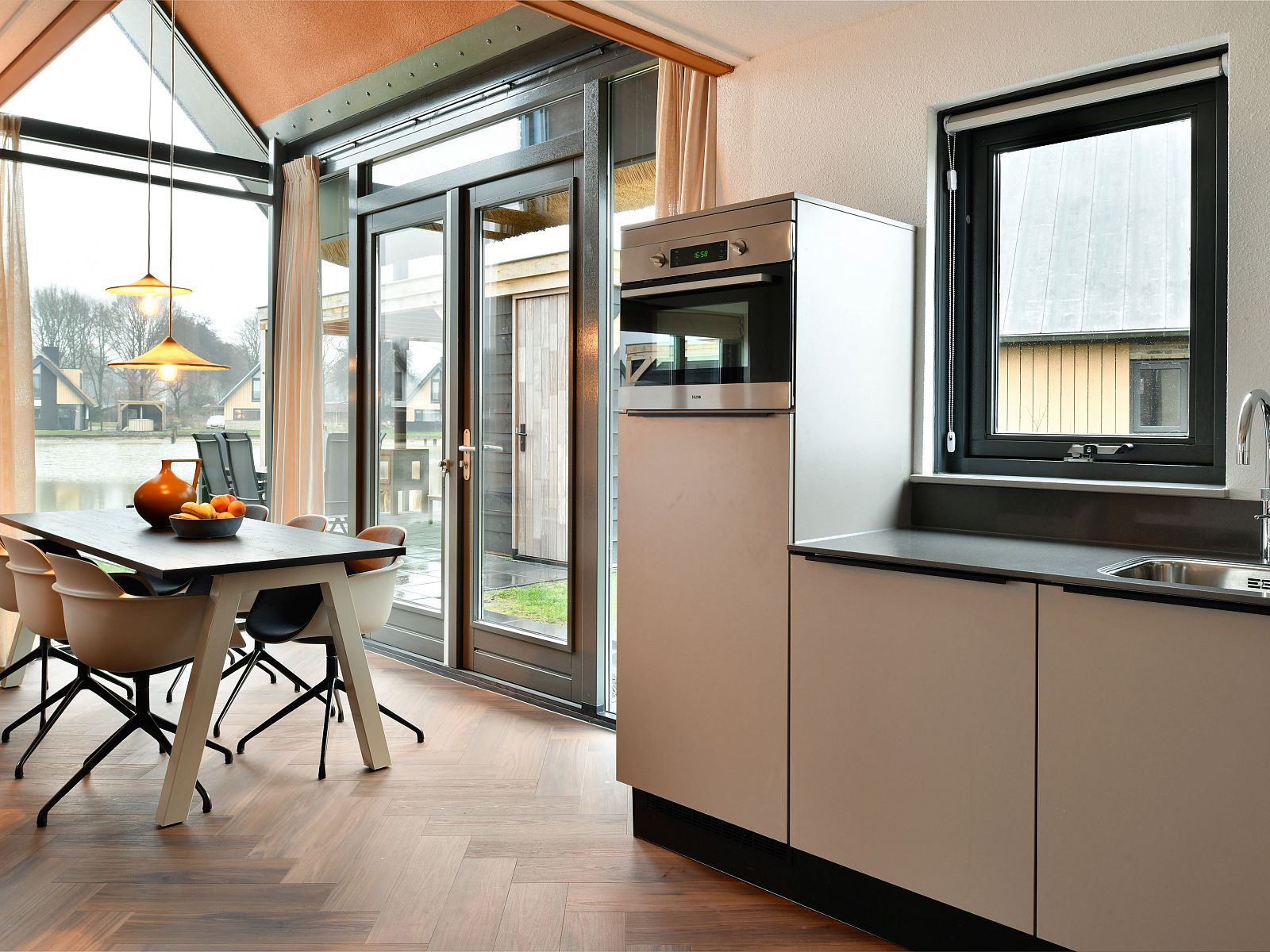 Verblijf 172546 - Bungalow Midden Drenthe - 6-persoons woning | 6ELV