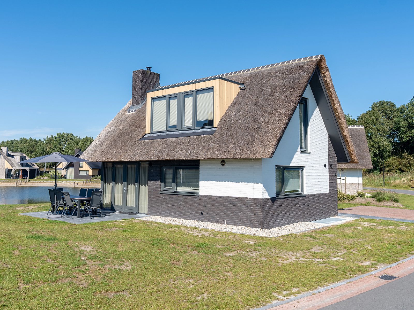 Verblijf 172548 - Bungalow Midden Drenthe - 8-persoons woning | 8L
