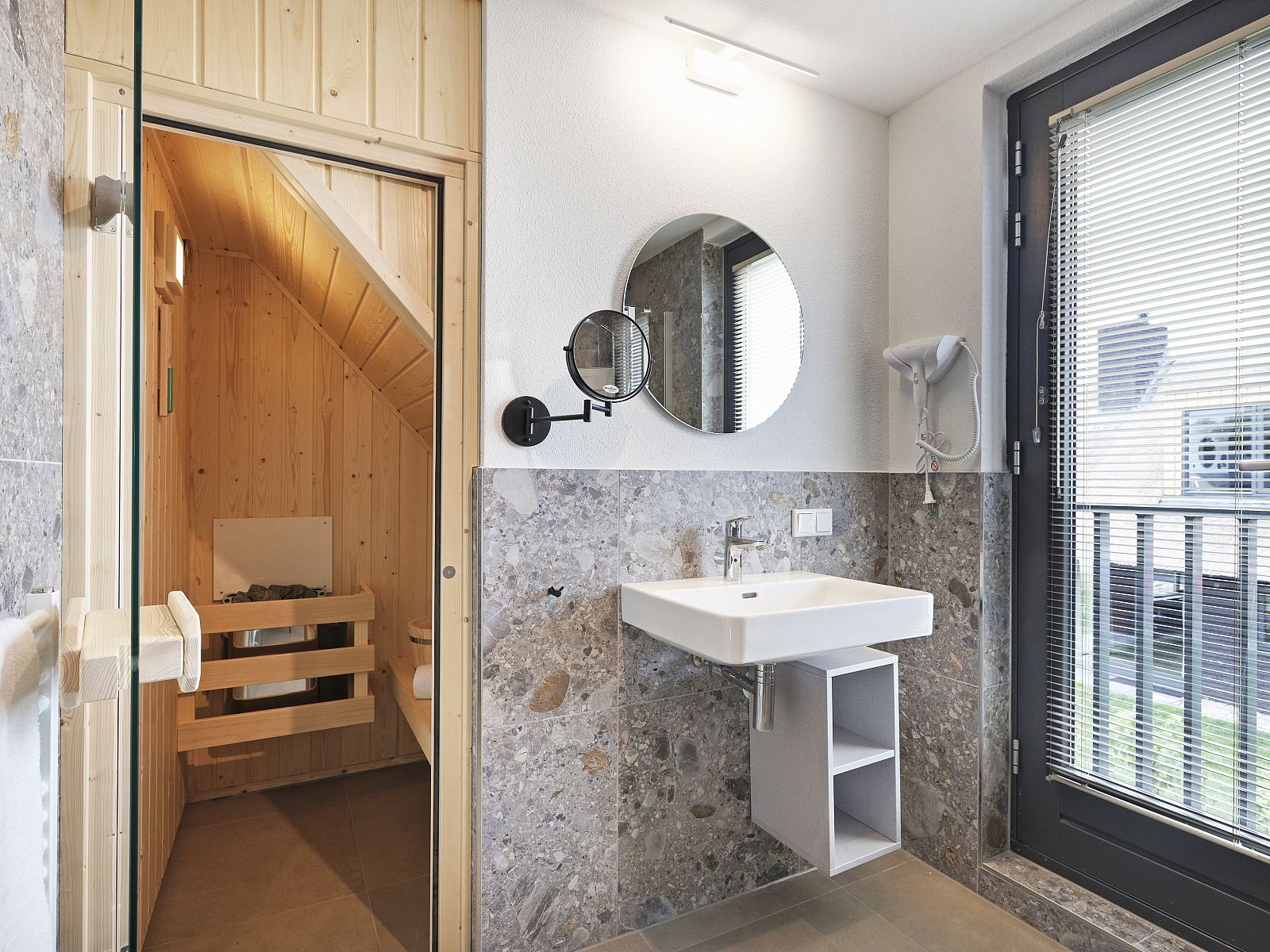 Verblijf 172550 - Bungalow Midden Drenthe - 4-persoons vakantiewoning | 4L