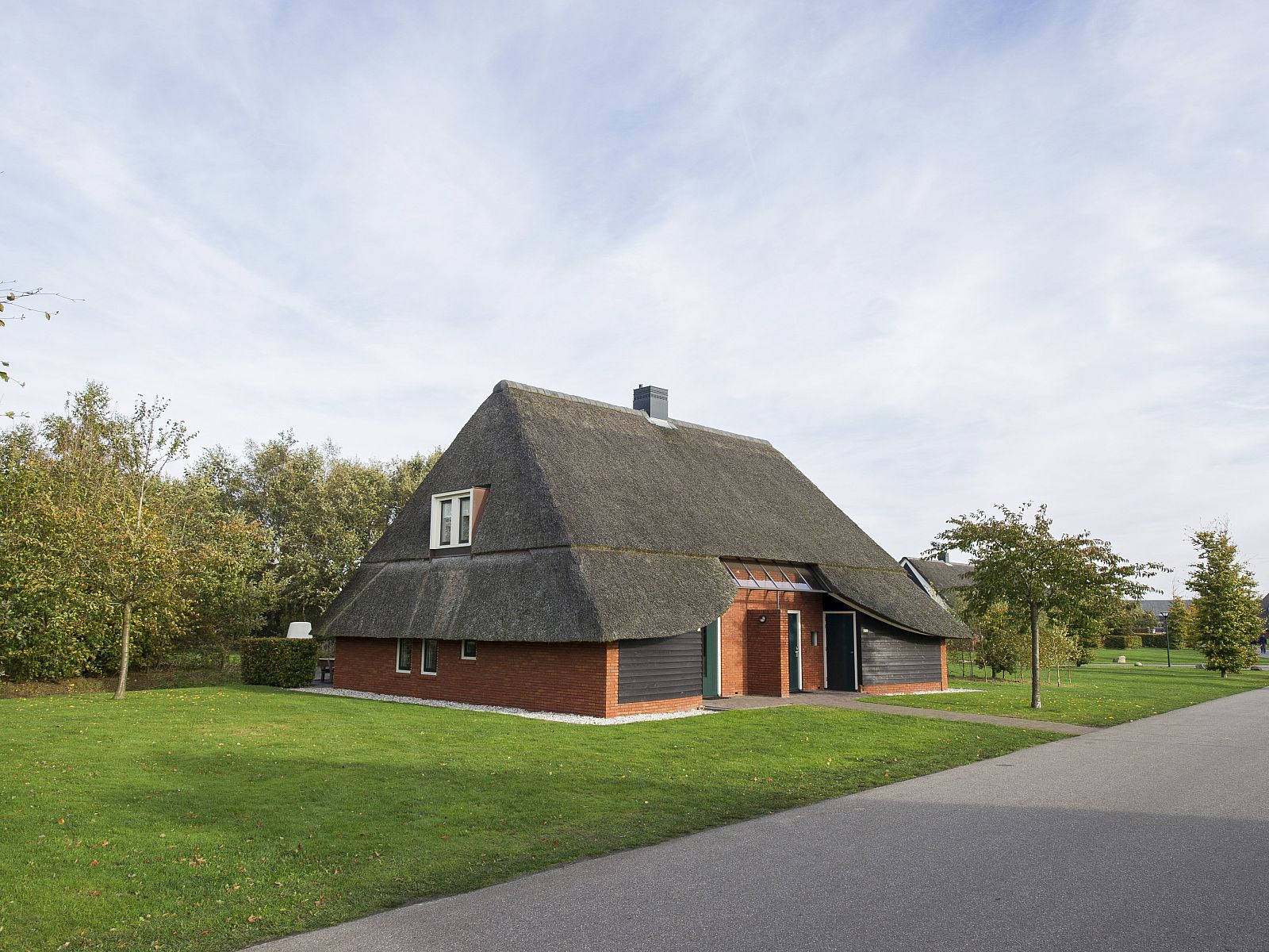 Unterkunft 1732104 - Bungalow Midden Drenthe - Hof van Saksen | 4-persoons Wellnessboerderij | 4ELW