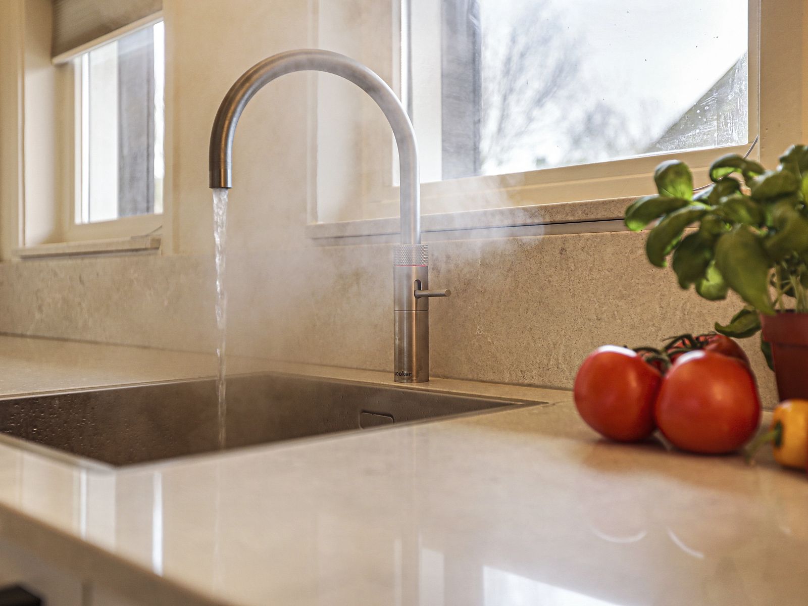 Verblijf 1732109 - Bungalow Midden Drenthe - Hof van Saksen | 10-persoons Wellness Lake view boerderij | 