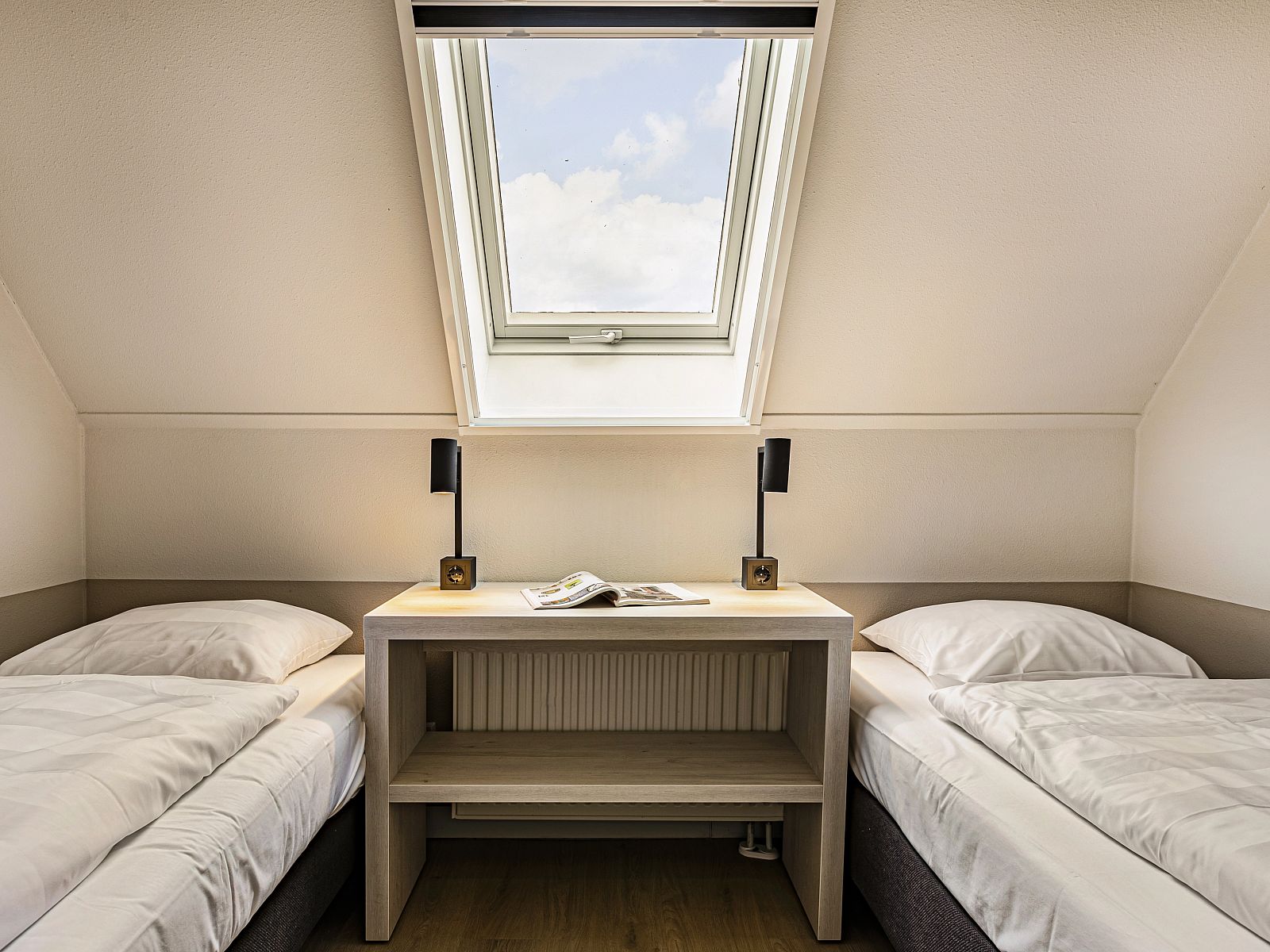 Verblijf 1732110 - Bungalow Midden Drenthe - Hof van Saksen | 18-persoons boerderij | 18L