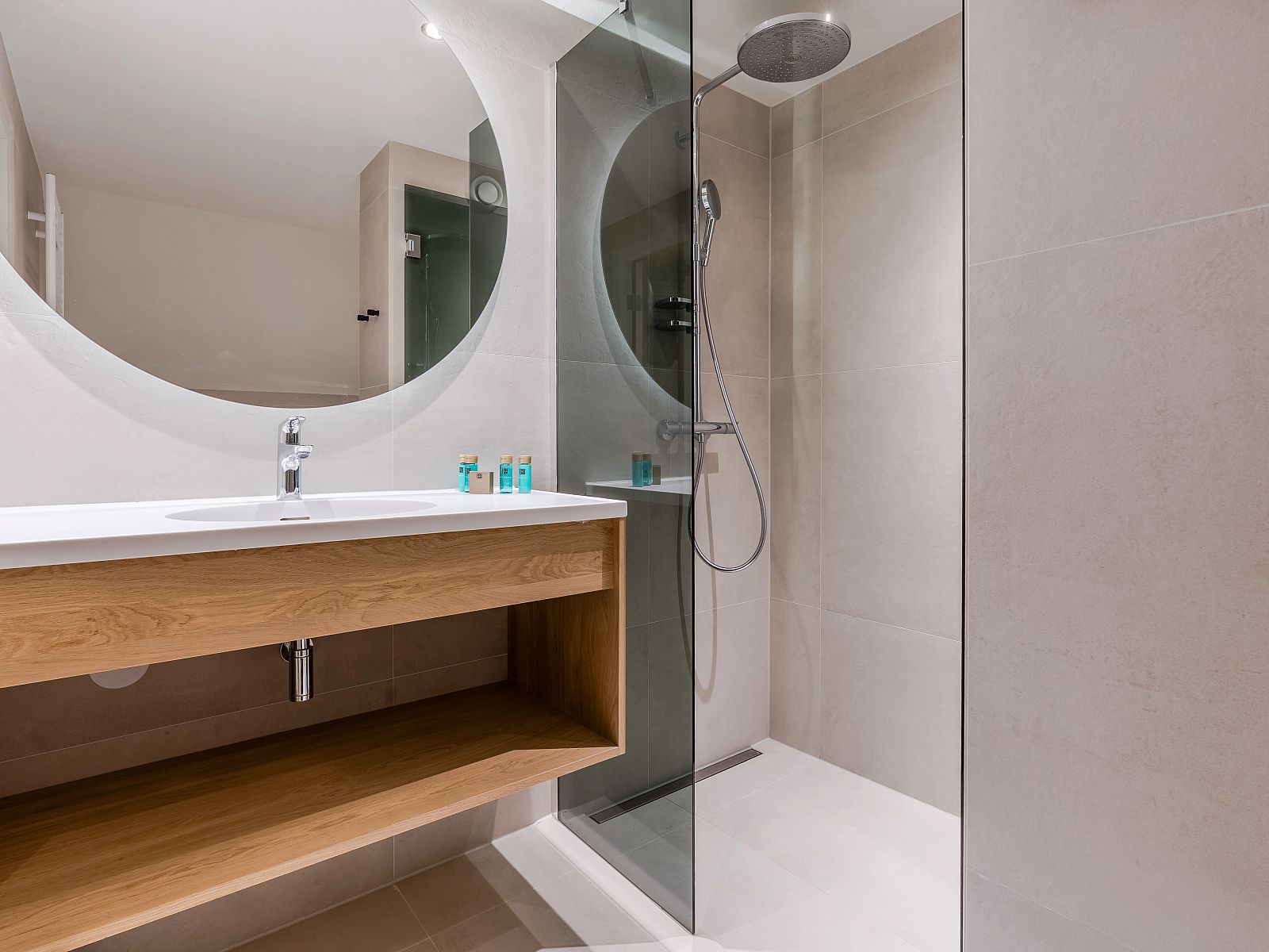 Verblijf 173272 - Bungalow Midden Drenthe - Hof van Saksen | 24-persoons boerderij | 24L