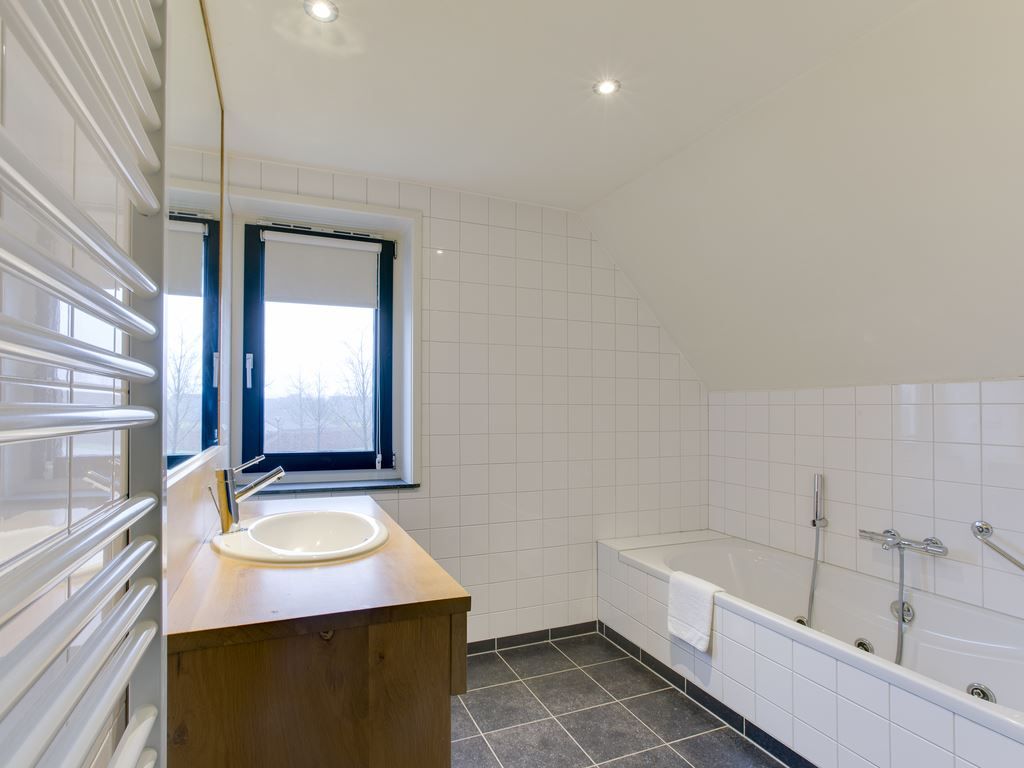 Guest house 173275 - Bungalow Midden Drenthe - Hof van Saksen | 8-persoons boerderij | 8L1