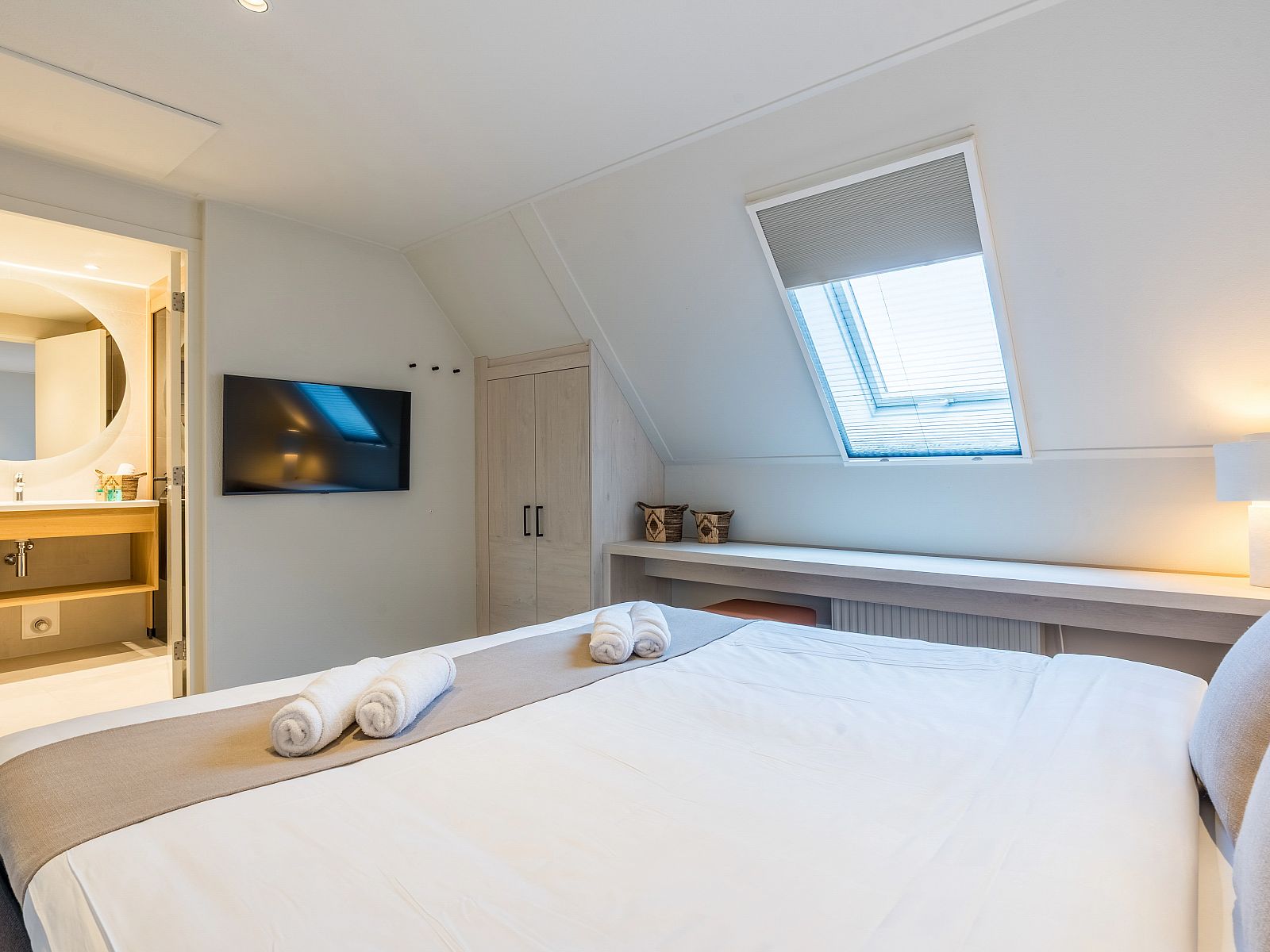 Verblijf 173287 - Bungalow Midden Drenthe - Hof van Saksen | 6-persoons Wellness Waterfront boerderij | 