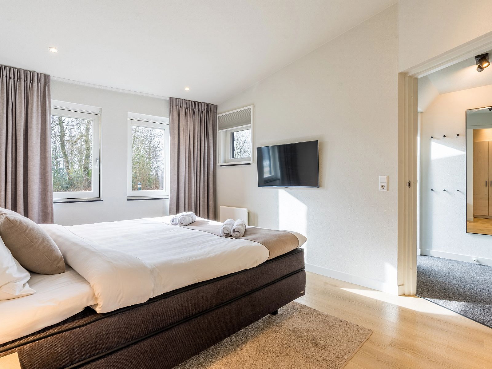 Verblijf 173287 - Bungalow Midden Drenthe - Hof van Saksen | 6-persoons Wellness Waterfront boerderij | 