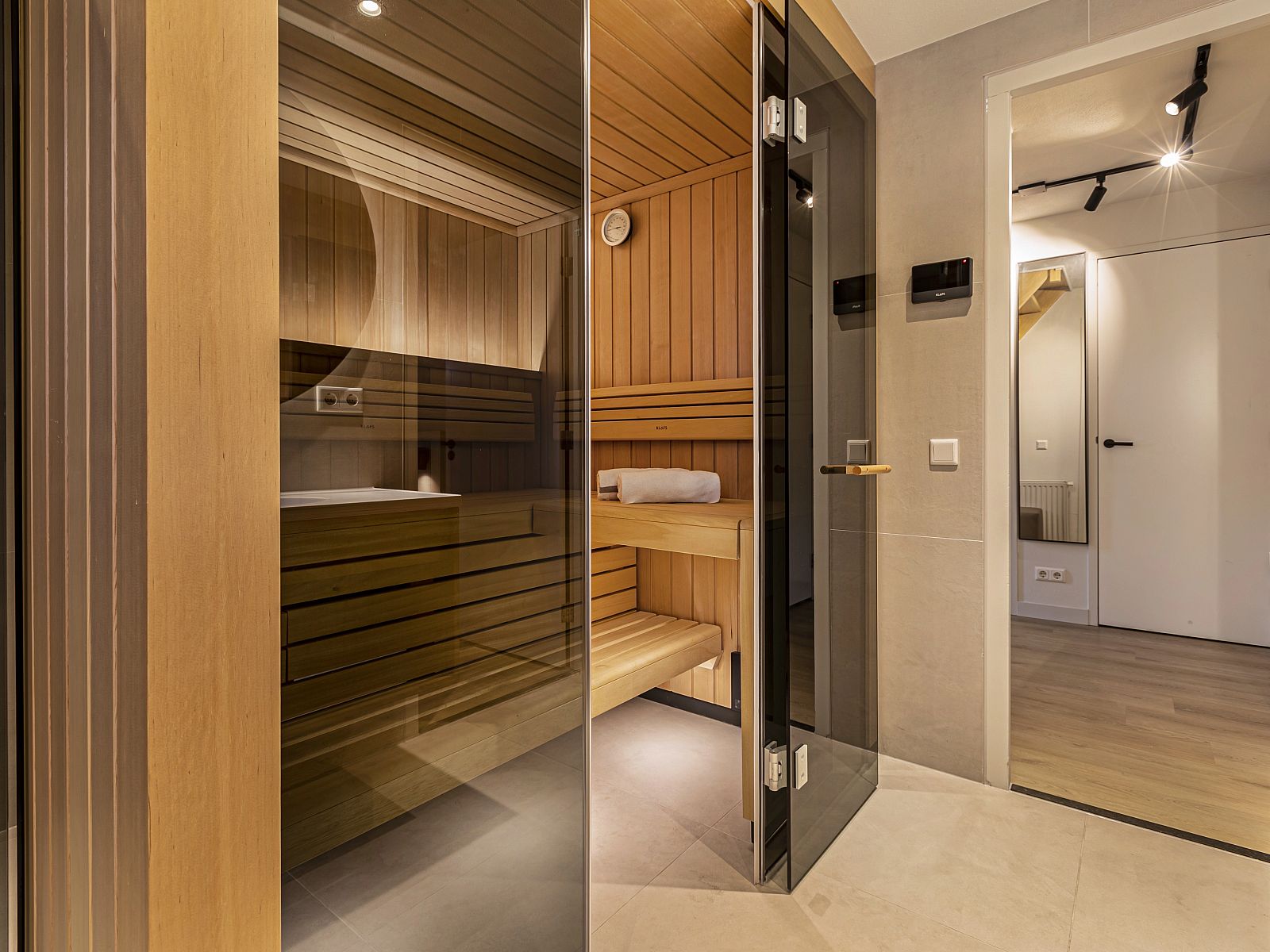 Guest house 173295 - Bungalow Midden Drenthe - Hof van Saksen | 10-persoons boerderij | 10L