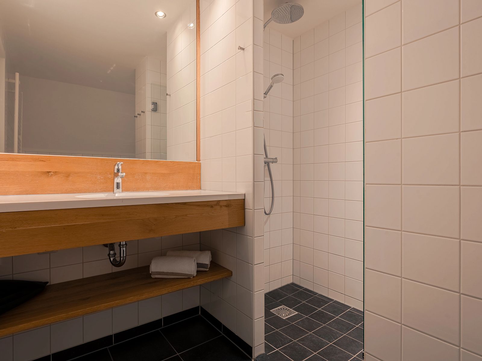 Unterkunft 173296 - Bungalow Midden Drenthe - Hof van Saksen | 24-persoons boerderij | 24FF