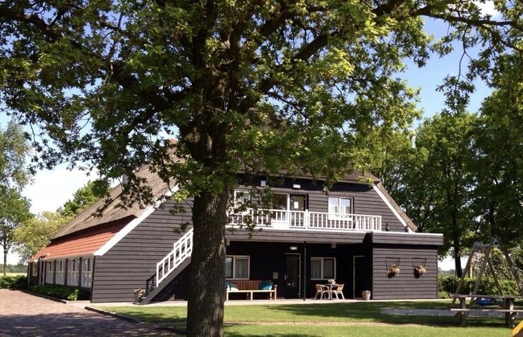 Authentieke boerderijstijl van Vakantiehuisje in Witteveen, perfect voor een ontspannen verblijf in Drenthe.