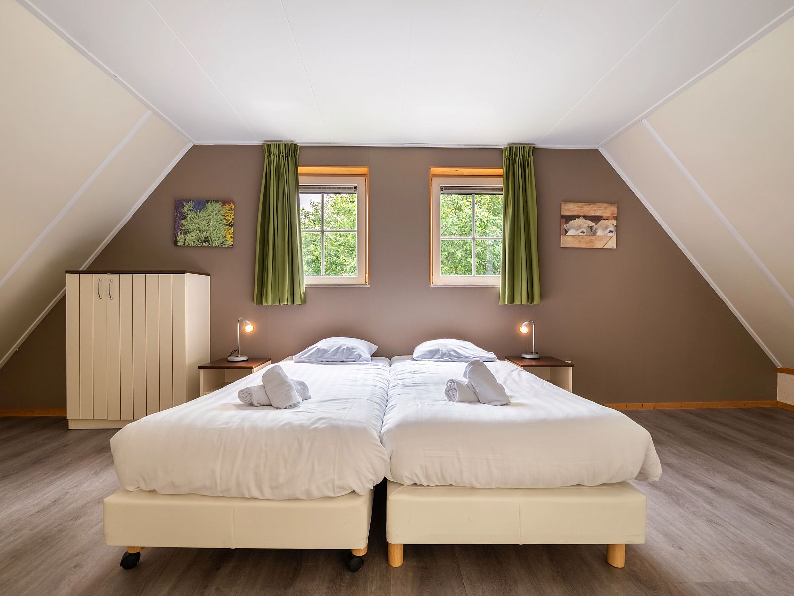 Guest house 173448 - Bungalow Midden Drenthe - Orveltermarke | 10-persoons bungalow | 10C